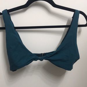 Garage front tie bikini